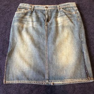 New Vintage Gap 1969 Jean Skirt with Slits Size 16